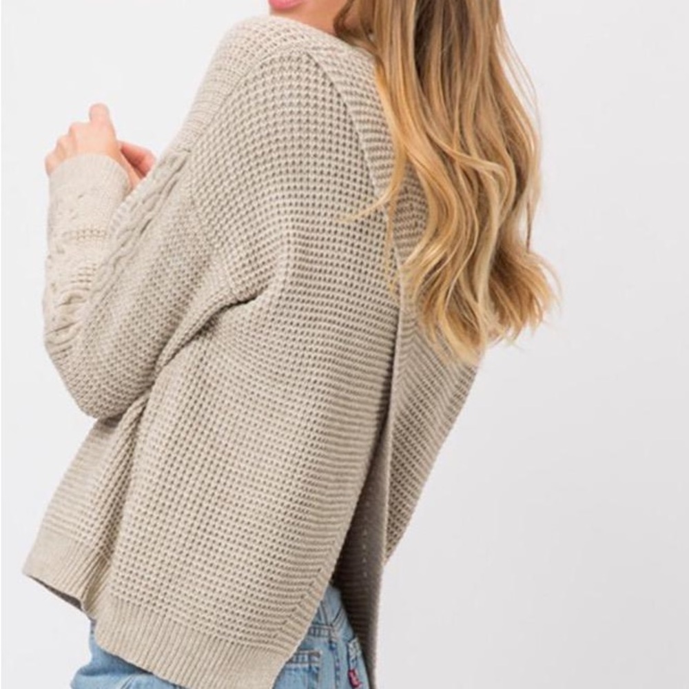 Cozy mock neck open Back Sweater Top - Picture 3 of 4